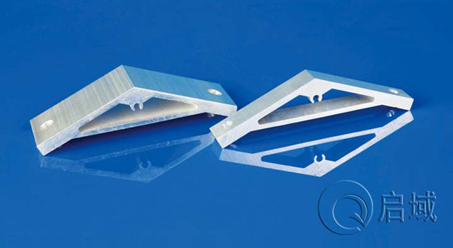 QY-135度支架 QY-135度支架